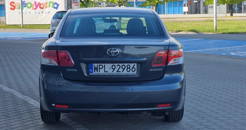 Toyota Avensis cena 30500 przebieg: 210000, rok produkcji 2010 z Gąbin małe 277